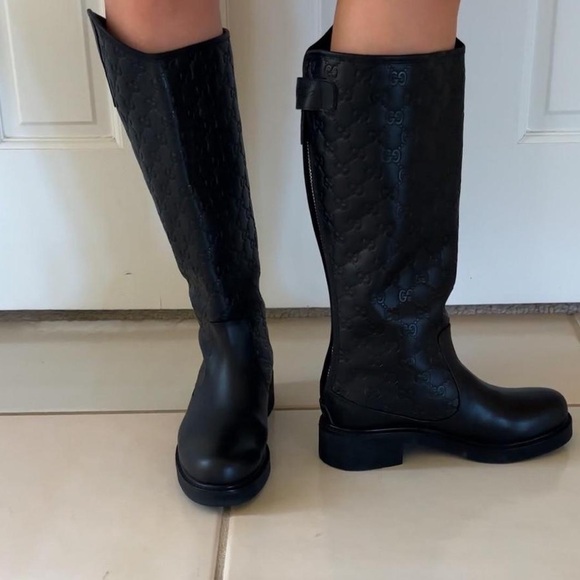 Gucci Black Calfskin Knee-High Boots w OG Box - Picture 4 of 6